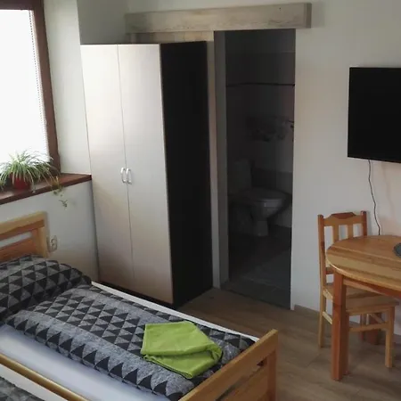 Apartmany Opolany Екстер'єр фото
