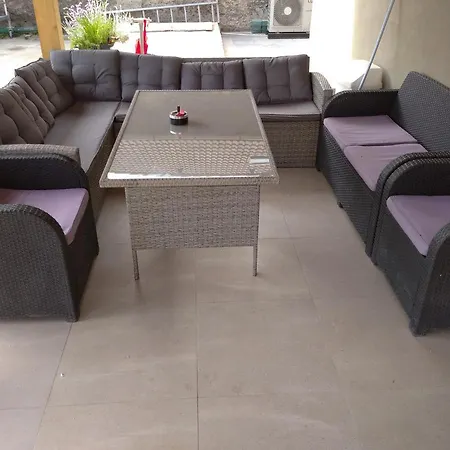 Apartmany Opolany Екстер'єр фото