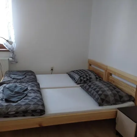 Apartmany Opolany Екстер'єр фото
