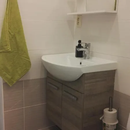 Apartmany Opolany Екстер'єр фото