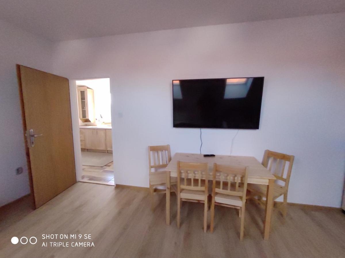 Apartmány Opolany *